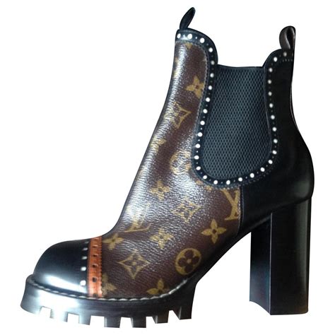 botte louis vuitton femme noir|chaussure louis vuitton.